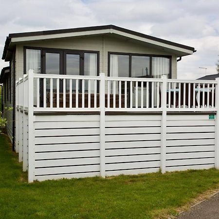 Lovely 3-Bed Cottage In Ely Buitenkant foto