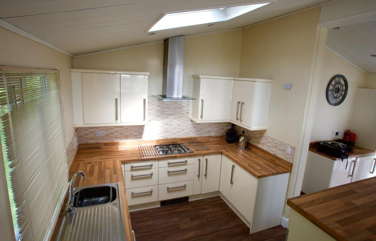 Lovely 3-Bed Cottage In Ely Buitenkant foto