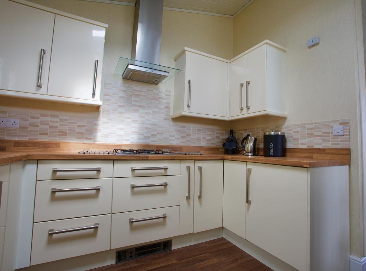 Lovely 3-Bed Cottage In Ely Buitenkant foto